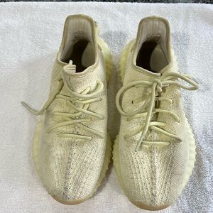 Adidas Men’s Yeezy Boost 350 V2 Sneakers- Size 7
